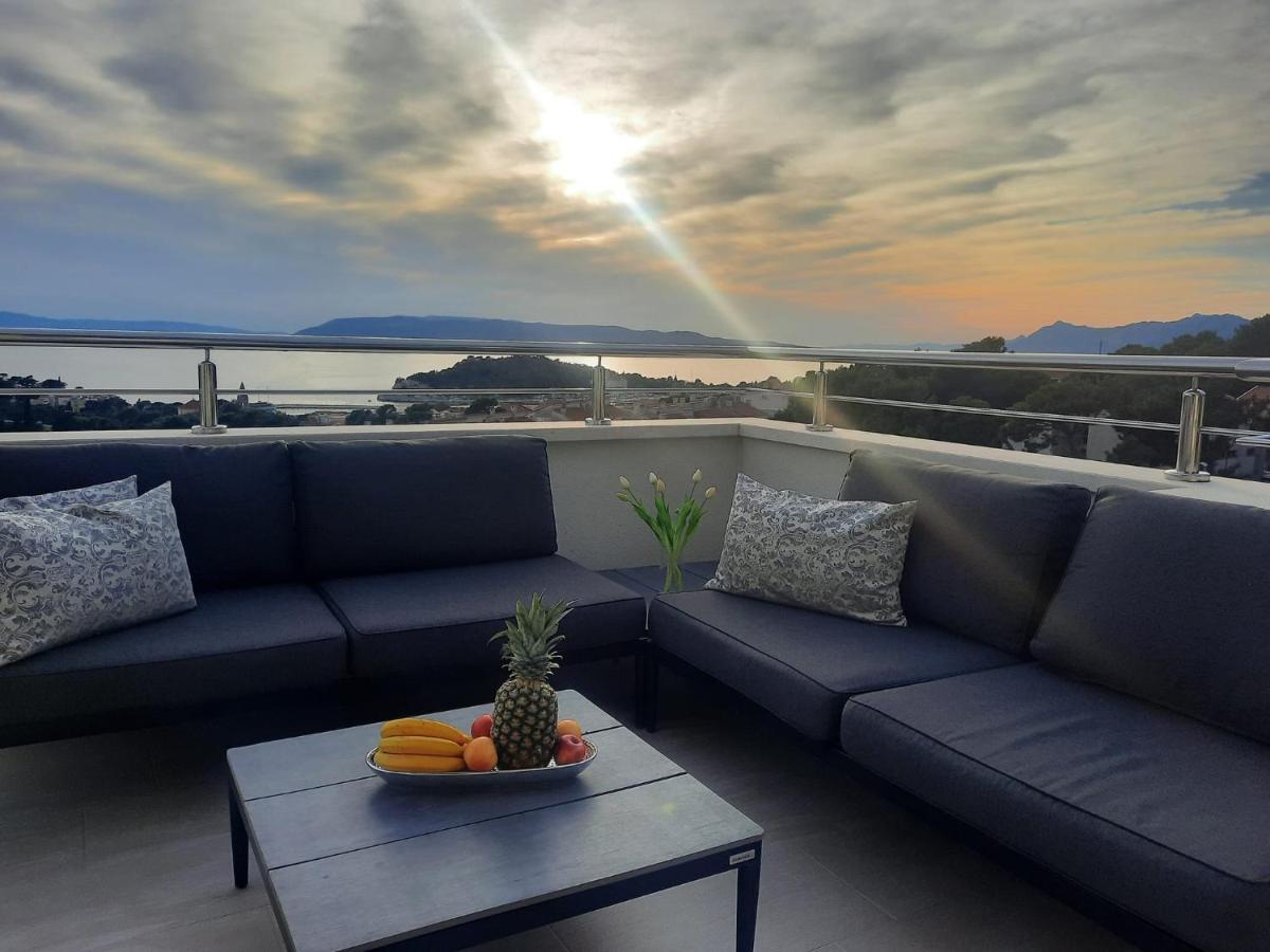 Apartment Anny De Luxe With Sea View Makarska Esterno foto